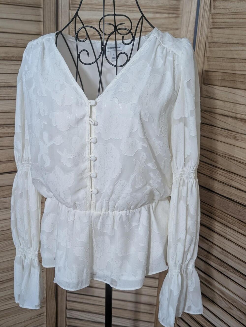 Elizabeth and James Small Ivory Floral Button Down Flare Sleeve Blouse Top NWOT